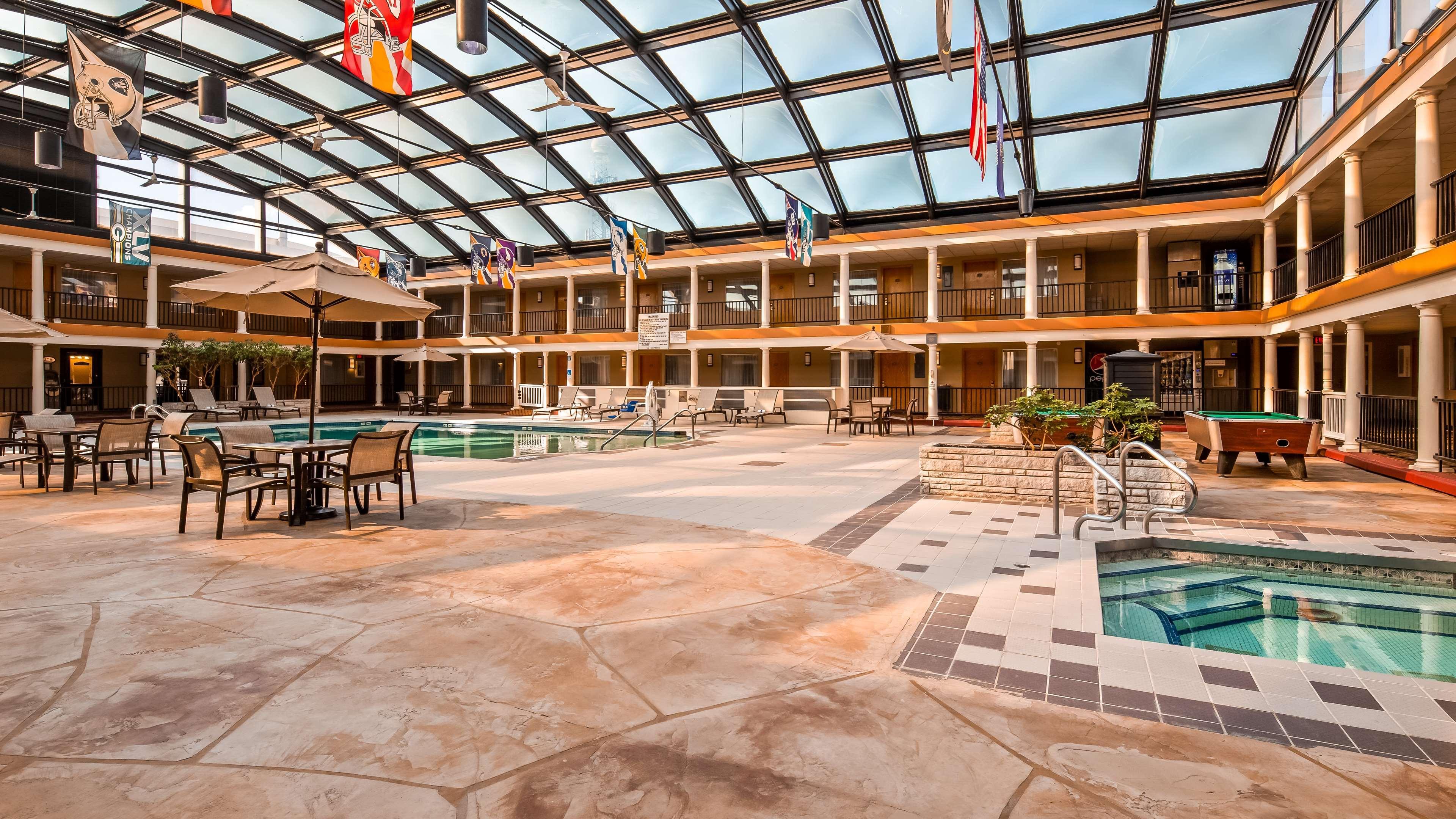 Best Western Green Bay Inn And Conference Center Exterior photo